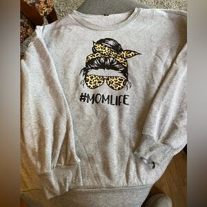 Gray #MomLife Sweatshirt with Leopard Print